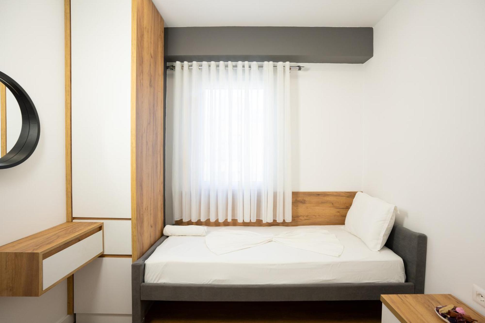 The Blue Pearl Apartment 2 Durres Exterior photo