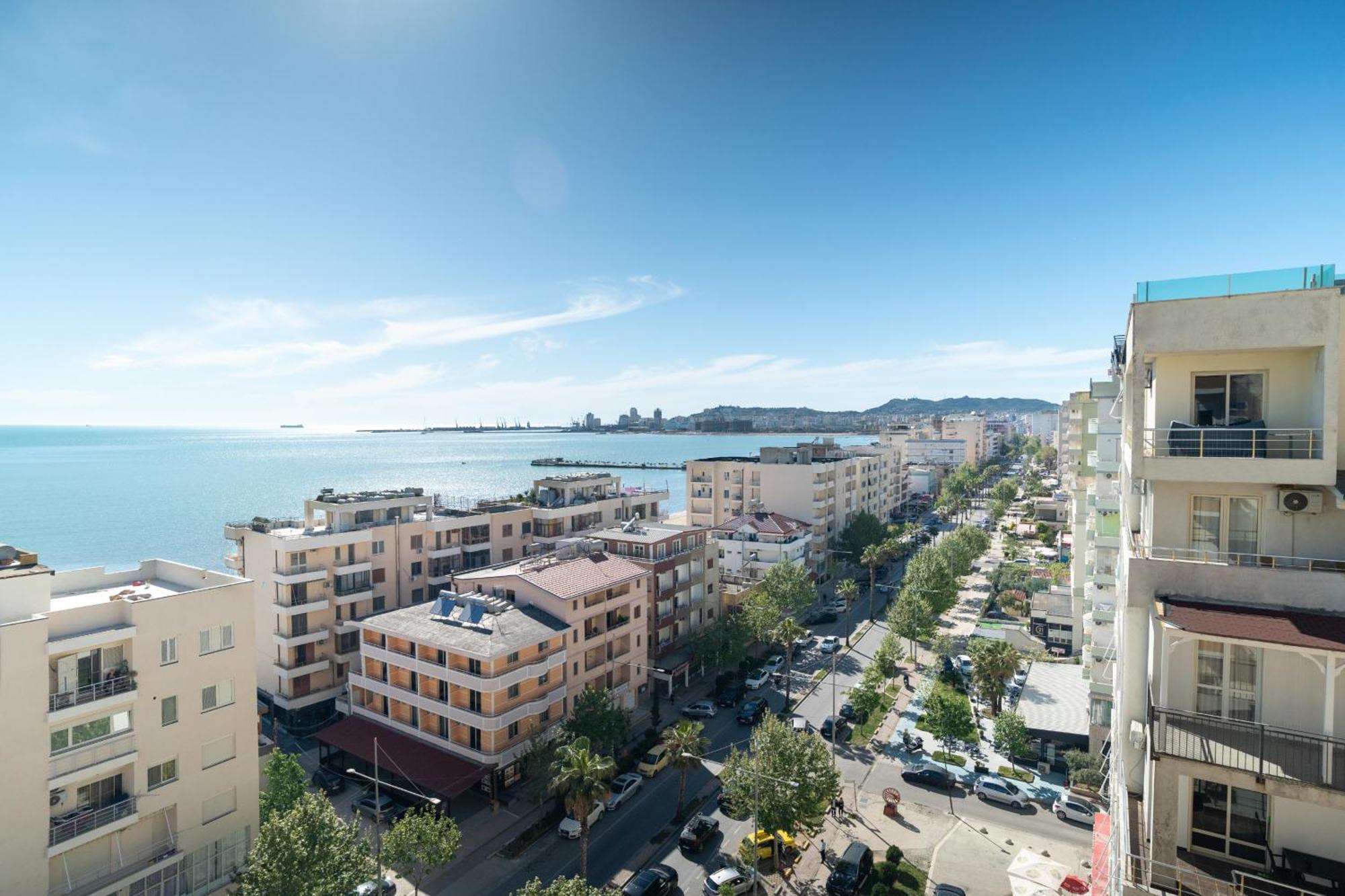 The Blue Pearl Apartment 2 Durres Exterior photo