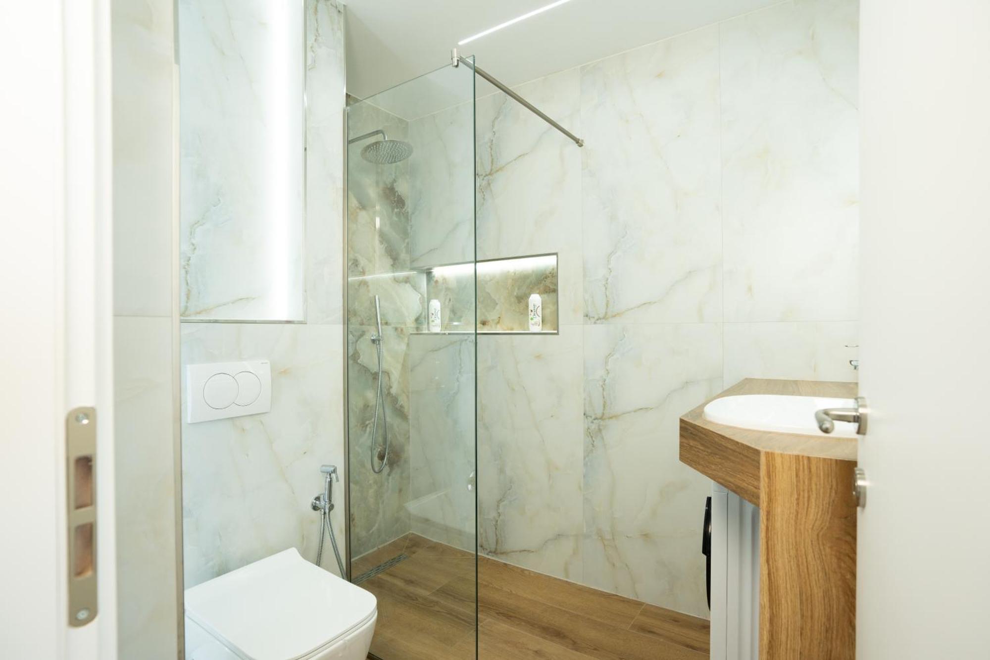 The Blue Pearl Apartment 2 Durres Exterior photo
